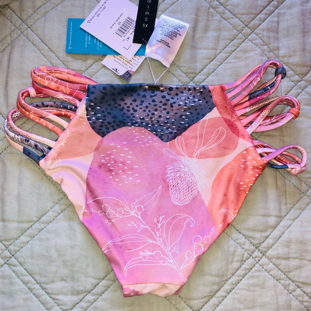 O’Neill bikini (XS) - Picture 3 of 9